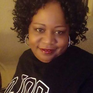 Meet your Posher, Lasonya